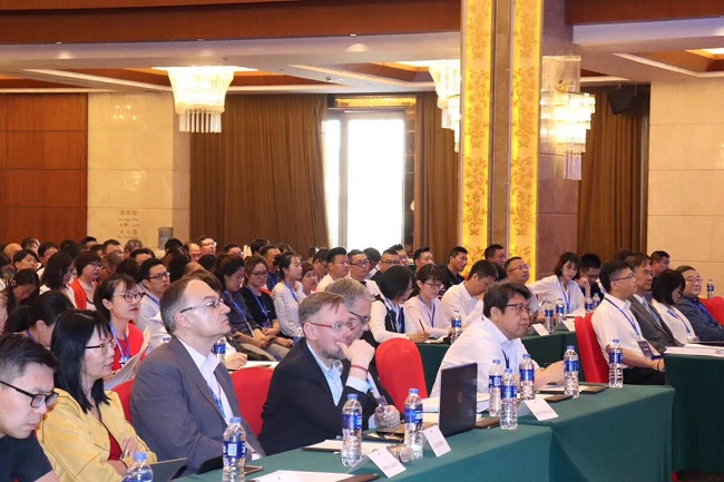 第三届基础教育美丽学校建设研讨会顺利召开4.jpg