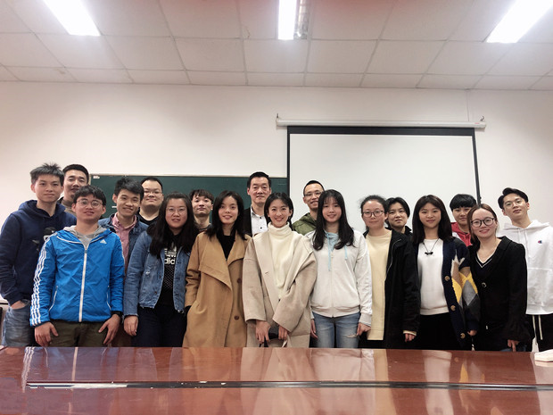 20190412体育学系研究生学术能力提升培优计划第104期SEMINAR顺利举行.jpg